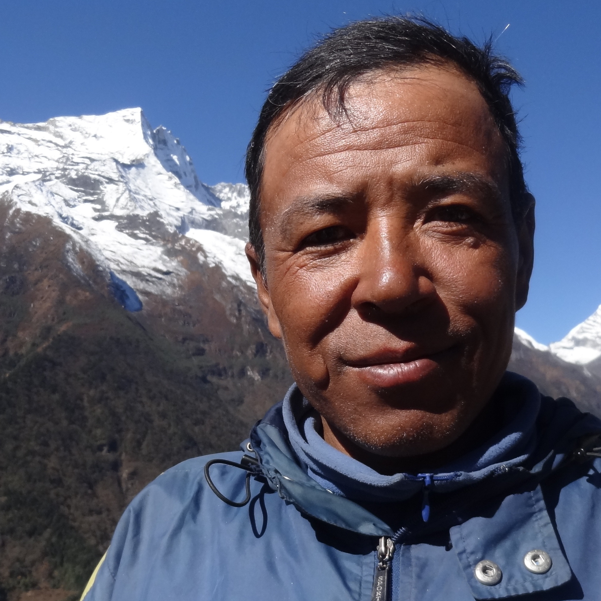 Manbaduar Trekking Cook Manbaduar Trekking Cook